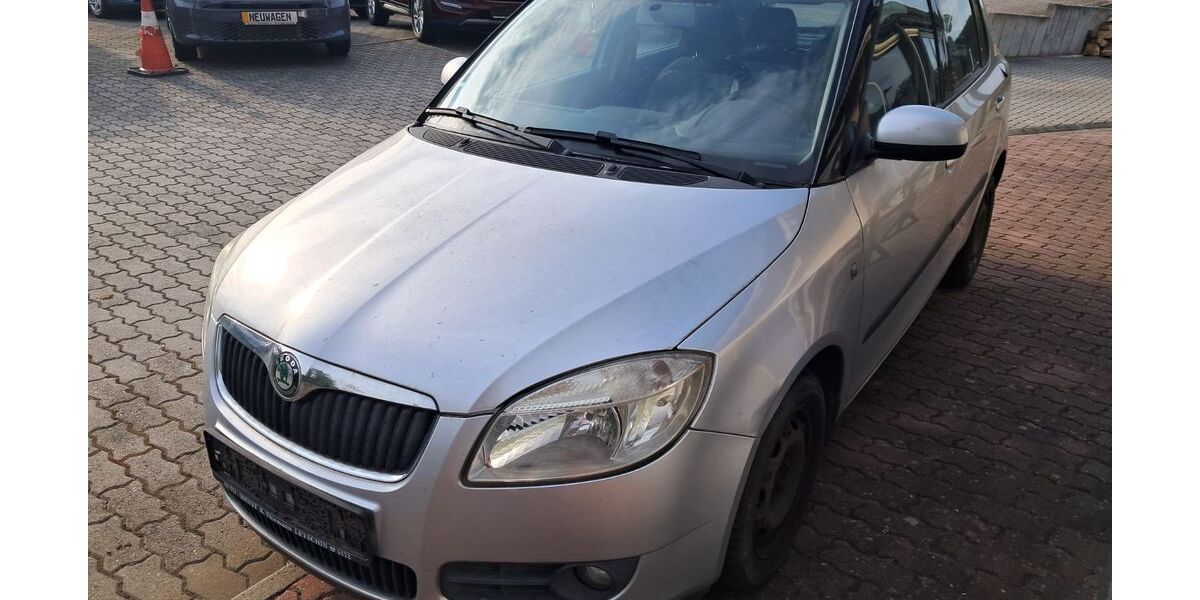 Skoda Fabia 67.000 km 3.999 &euro; Vierlinden OT Diedersdorf 15306