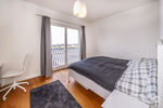 Wohnen in hochwertigem Ambiente mit internationalem Flair. Möblierte 2 Zimmer-Dachterrassen-Wohnung - Einfamilienhaus Düsseldorf Heerdt | Angebot:26645368
