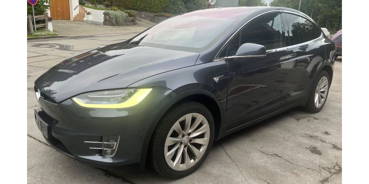 Tesla Model X 96.615 km 24.490 &euro; Greiling/Bad Tölz 83677