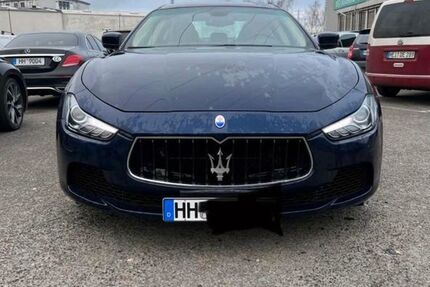 Maserati Ghibli 118.000 km 22.500 &euro; Hamburg 22111