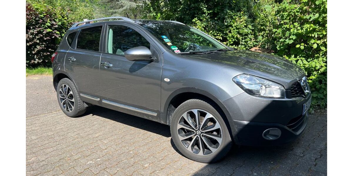 Nissan Qashqai 132.000 km 6.900 &euro; Markgröningen 71706