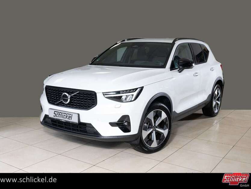 Volvo XC40 8.300 km 36.550 € Oldenburg 26125