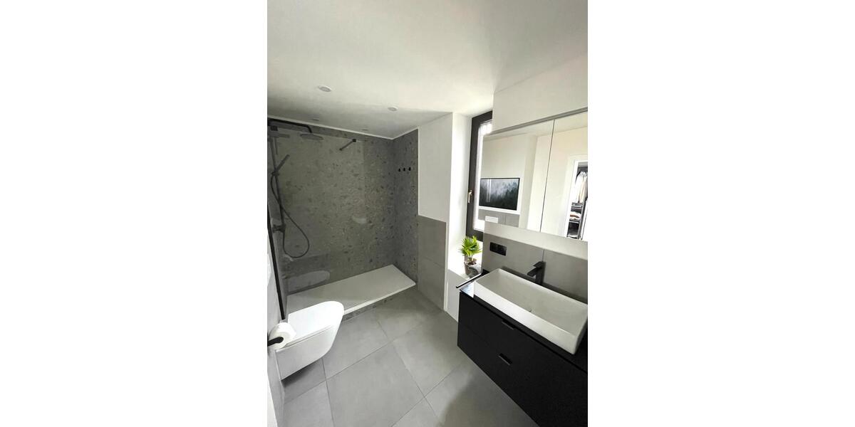Etagenwohnung Weiden in der Oberpfalz - 2.5 Zimmer, 81 m&sup2;, 279.000&euro; | Angebot:27121513