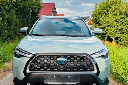 Toyota Corolla Cross 34.700 km 31.490 &euro; Bad Driburg 33014