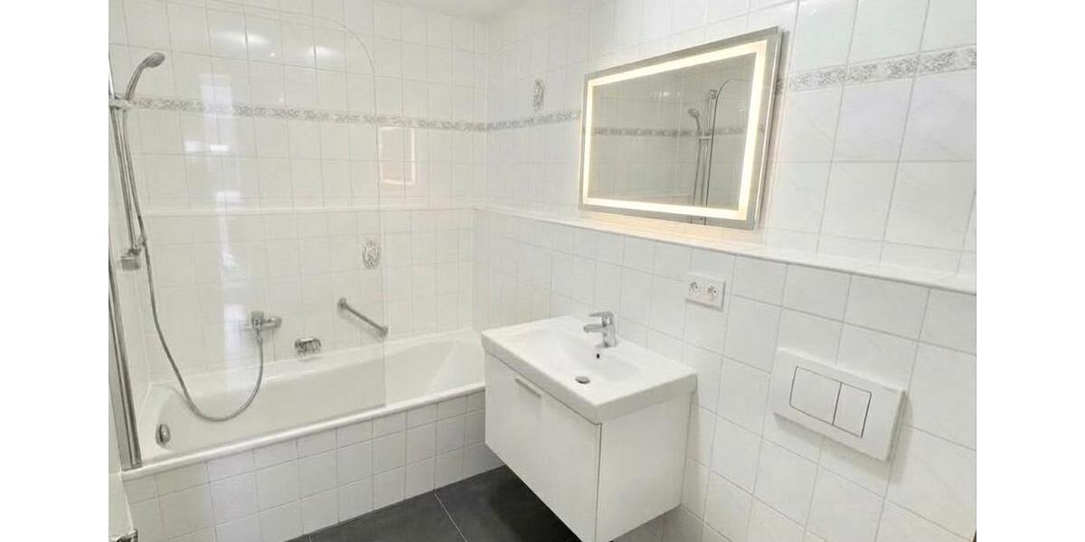 Dachgeschoßwohnung Radeberg - 2 Zimmer, 46 m&sup2;, 495&euro; | Angebot:25986539