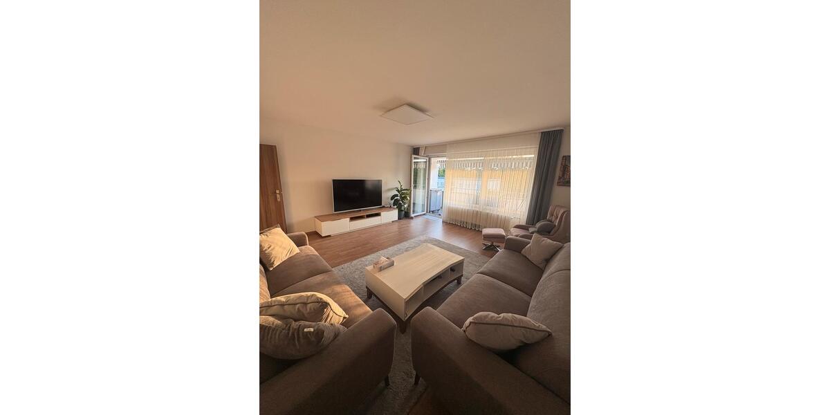 Dachgeschoßwohnung Siegburg - 4 Zimmer, 87 m&sup2;, 280.000&euro; | Angebot:27044150