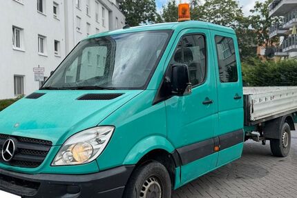 Mercedes-Benz Sprinter 296.000 km 6.500 &euro; Frankfurt Am Main 60386