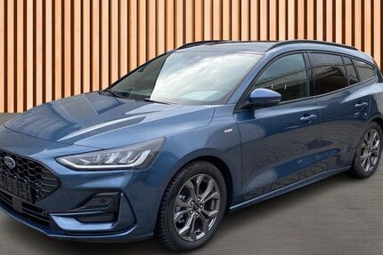 Ford Focus 7.709 km 24.980 € Dresden 01328