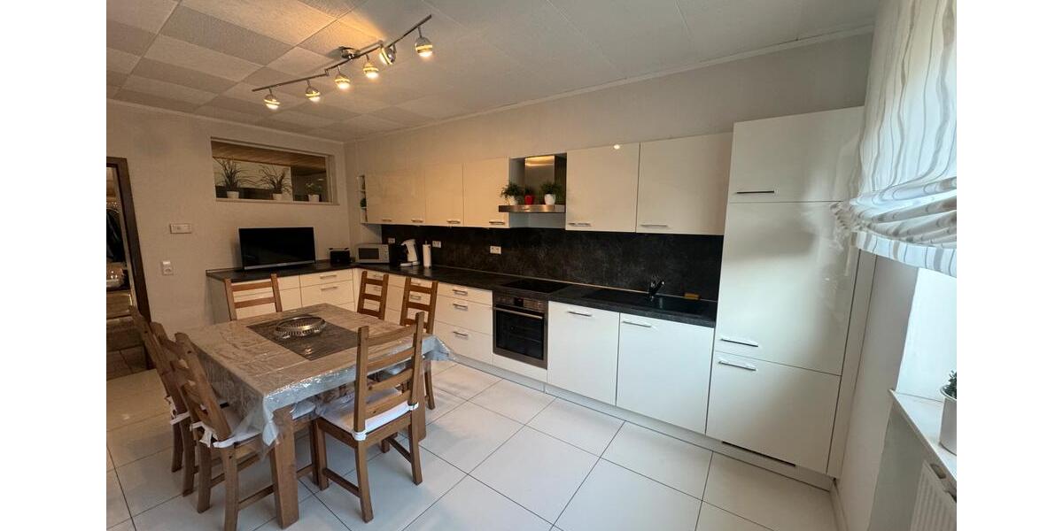 Einfamilienhaus Überherrn - 3 Zimmer, 140 m&sup2;, 1.450&euro; | Angebot:25489094