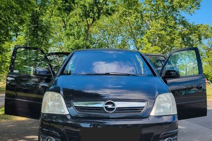 Opel Meriva 137.442 km 1.850 &euro; Frankfurt 60388