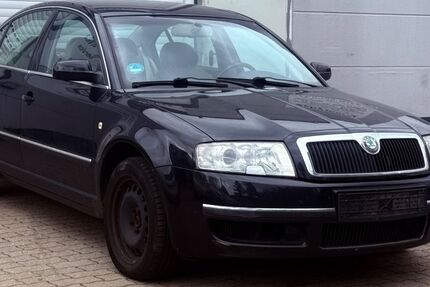 Skoda Superb 244.000 km 1.750 &euro; Geesthacht 21502