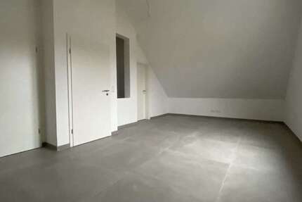 Haus Celle Neustadt/Heese - 4 Zimmer, 160 m&sup2;, 1.550&euro; | Angebot:24608145