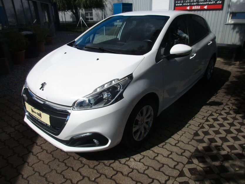 Peugeot 208 30.600 km 9.699 € Neustadt an der Weinstrasse 67433