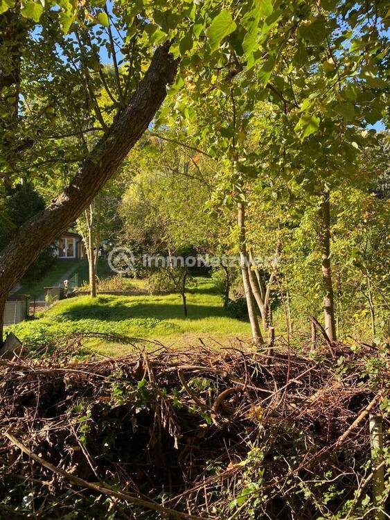 Schöner Bauplatz (Baulücke) und eine großzügige Fläche Gartenland 2.824m² in der Natur. 2 Flurstücke
