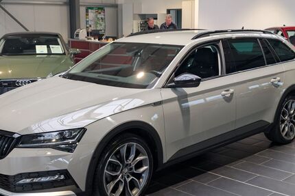 Skoda Superb 51.000 km 34.900 € Weinheim 69469