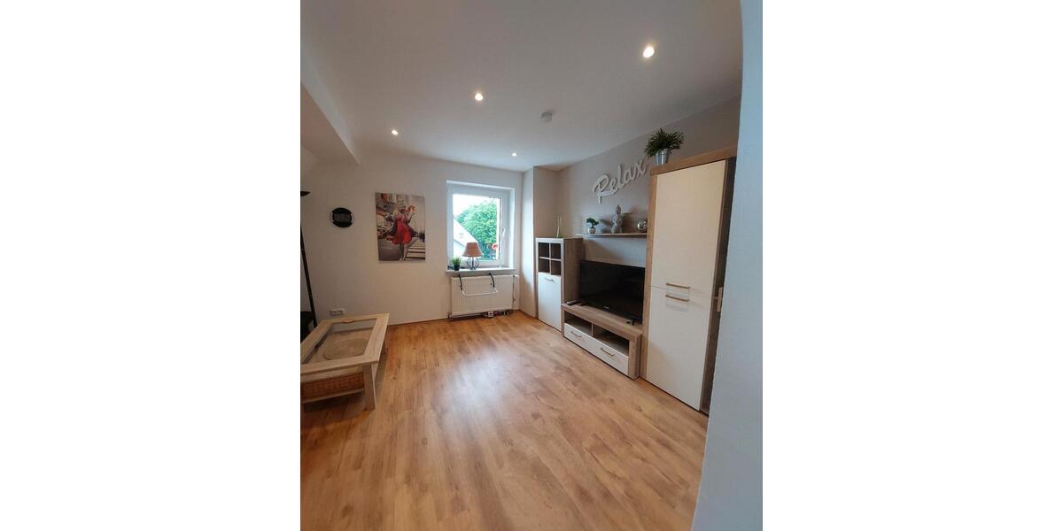 Dachgeschoßwohnung Essen Stadtbezirk IV - 1 Zimmer, 30 m&sup2;, 500&euro; | Angebot:25541310