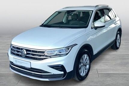VW Tiguan 37.247 km 30.478 &euro; Oldenburg 26135