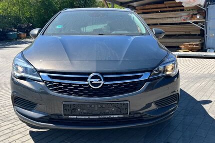 Opel Astra 114.000 km 7.499 &euro; Buchen 74722