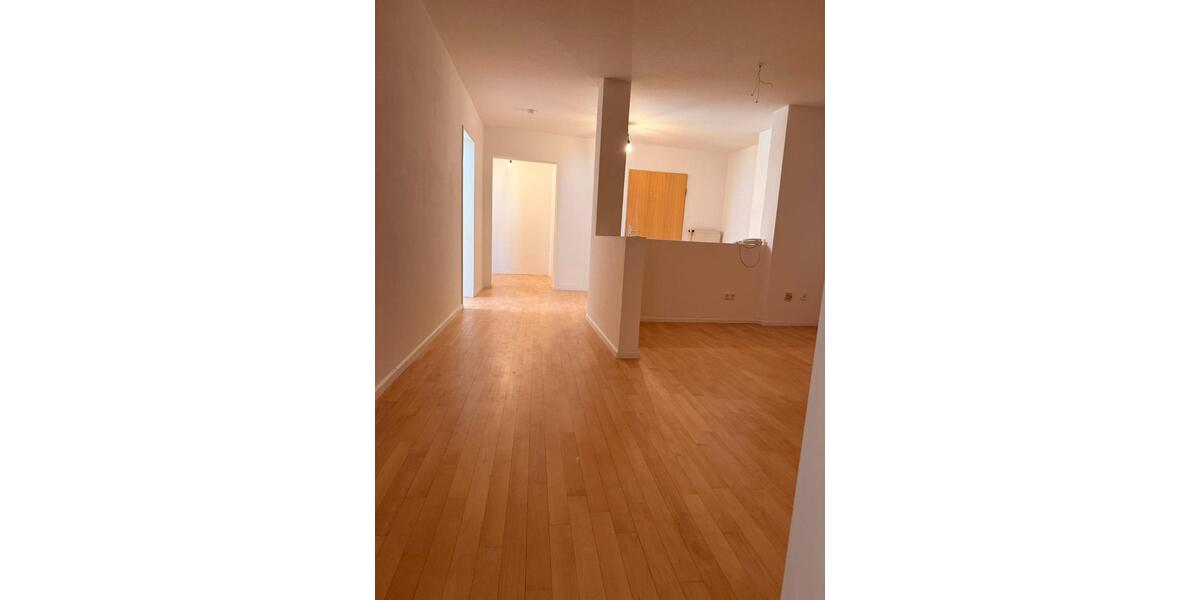 Etagenwohnung Laufenburg (Baden) - 4.5 Zimmer, 118 m&sup2;, 1.000&euro; | Angebot:26398197