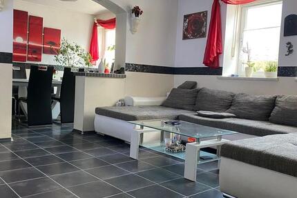 Haus Kirkel - 9 Zimmer, 189 m&sup2;, 319.000&euro; | Angebot:27249494