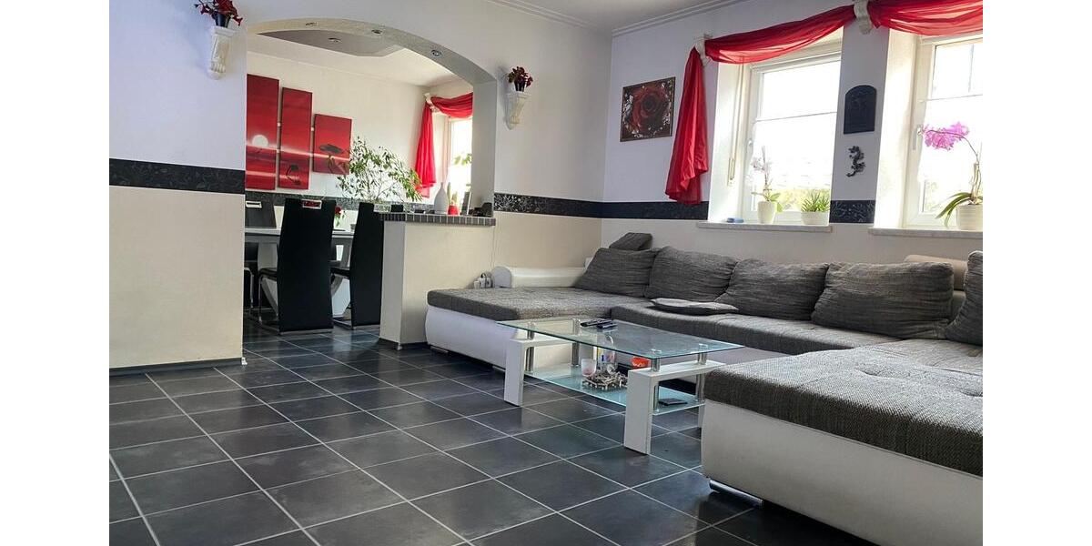 Mehrfamilienhaus, Wohnhaus Kirkel - 9 Zimmer, 189 m&sup2;, 319.000&euro; | Angebot:27249494