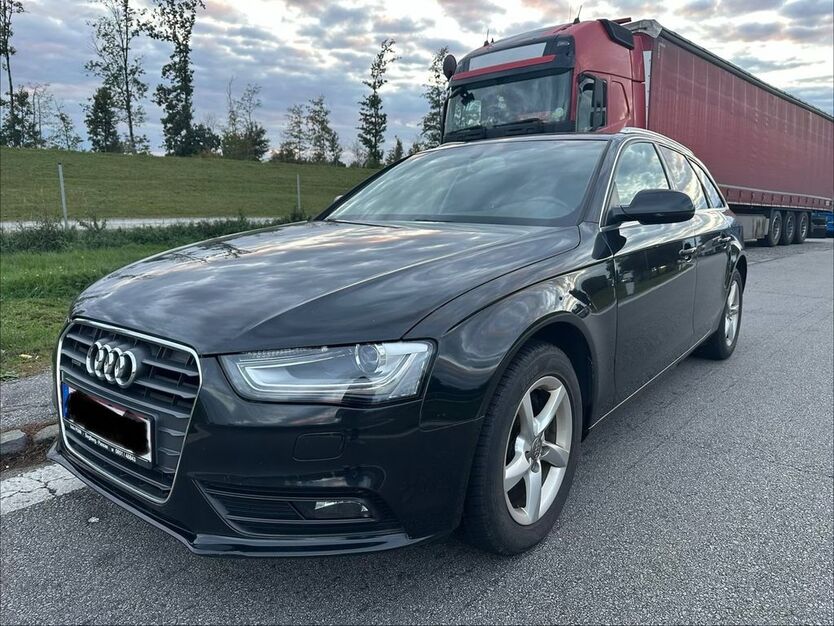 Audi A4 190.000 km 6.990 € Tiefenbach b. Passau 94113