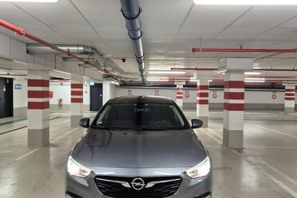Opel Insignia 158.000 km 9.800 &euro; Wiesbaden 65197