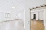 Einfamilienhaus Baunach - 9 Zimmer, 280 m&sup2;, 2.150&euro; | Angebot:26675744