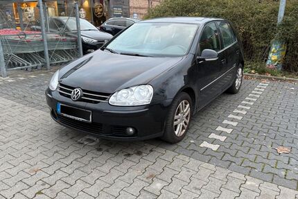 VW Golf 194.000 km 3.299 &euro; Offenbach am Main 63067