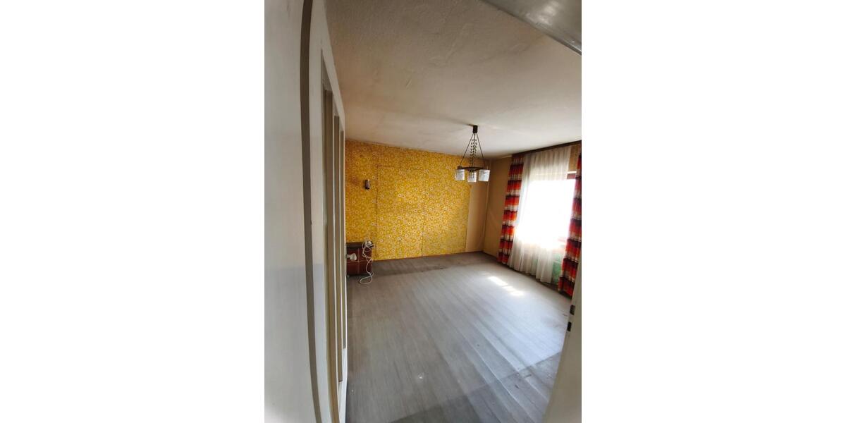 Doppelhaushälfte Haag in Oberbayern - 4 Zimmer, 77 m&sup2;, 125.000&euro; | Angebot:26640056