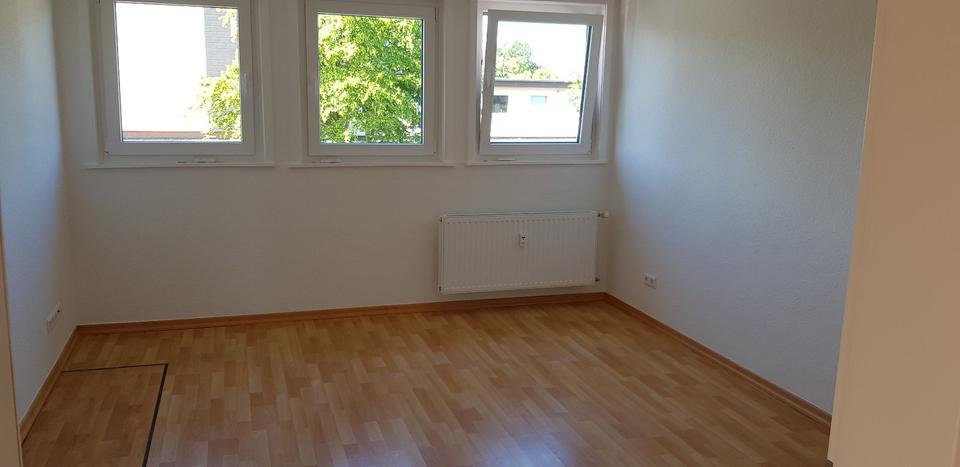 Etagenwohnung Burgdorf - 3 Zimmer, 73 m&sup2;, 870&euro; | Angebot:25416299