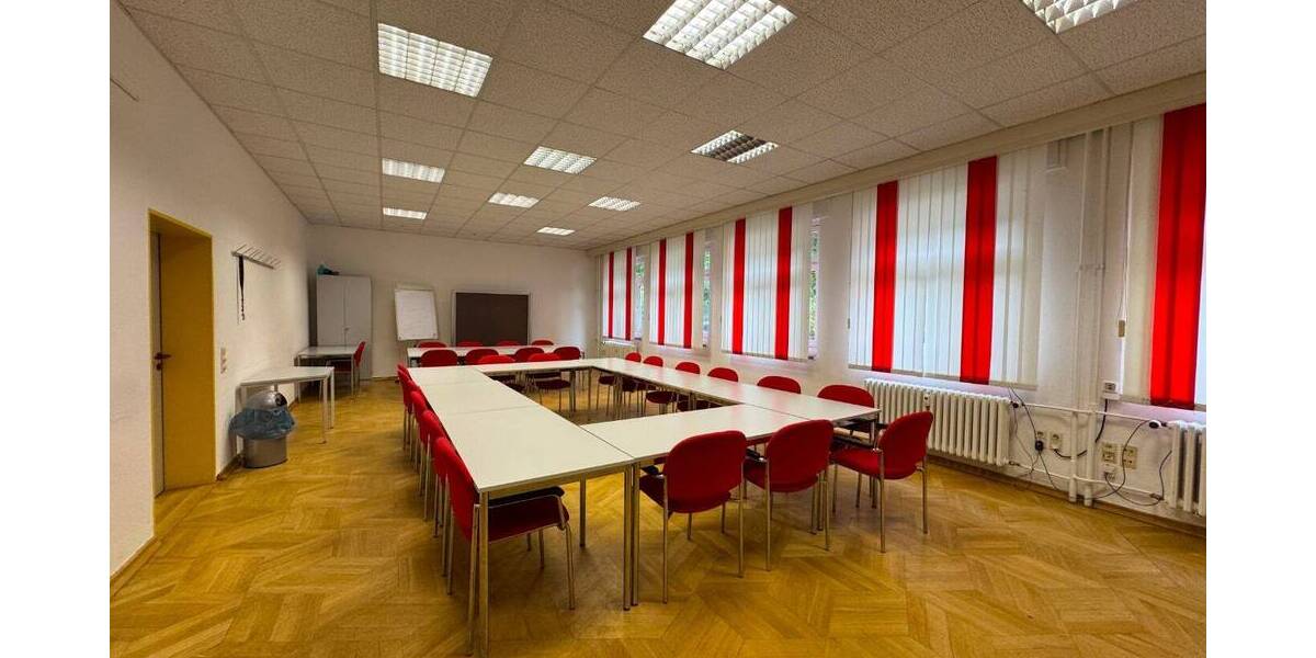 Gewerbeobjekt Zwickau Pölbitz - 210&euro; | Angebot:26431882