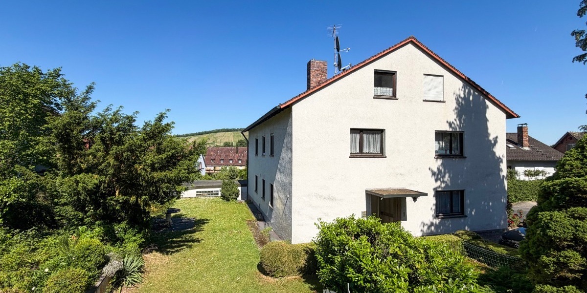 Wohnen und Vermieten in Zell am Main – großzügiges Zwei- bis Dreifamilienhaus mit Garten - Einfamilienhaus Zell am Main | Angebot:26913022