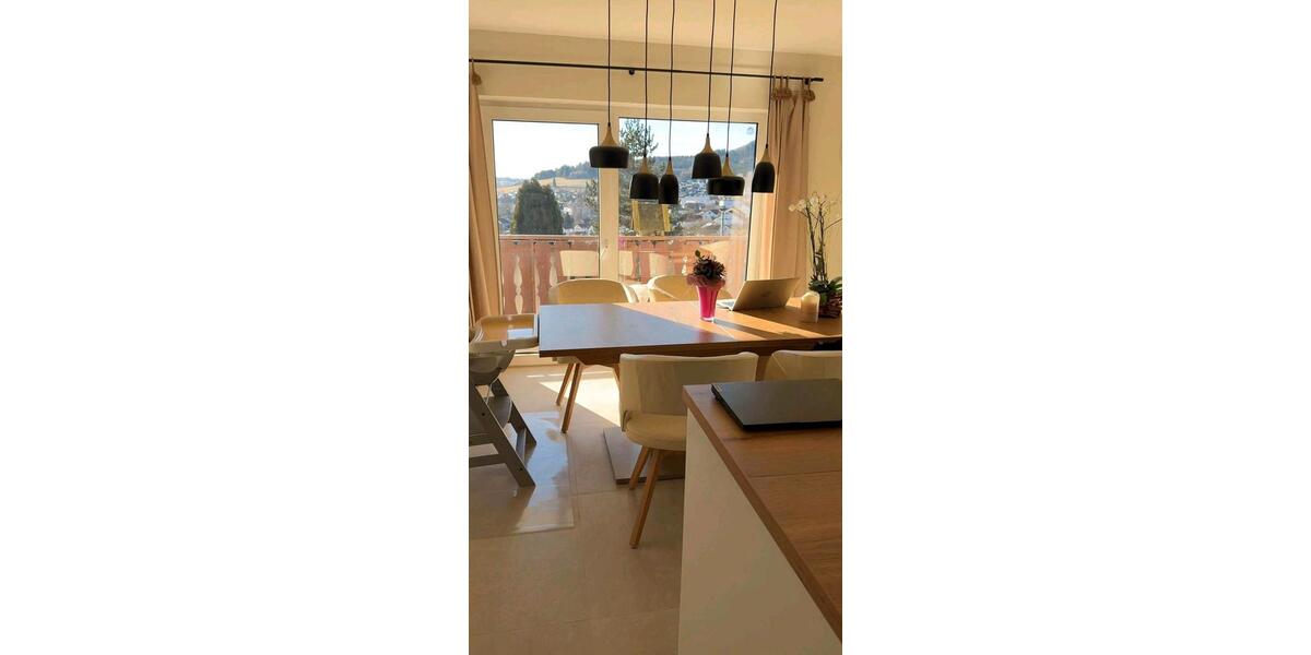 Einfamilienhaus Albstadt Gemarkung Onstmettingen - 9 Zimmer, 220 m&sup2;, 628.000&euro; | Angebot:26889304