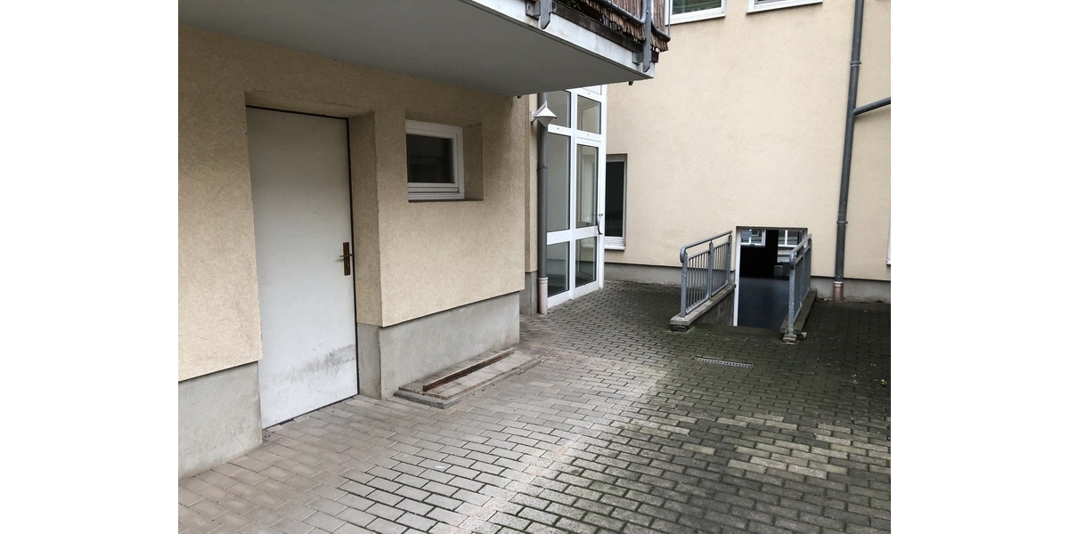 Geräumiges Ladengeschäft in der Querstrasse von Gotha - Gewerbeobjekt Gotha Gotha, Querstr. - Laden | Angebot:26015702