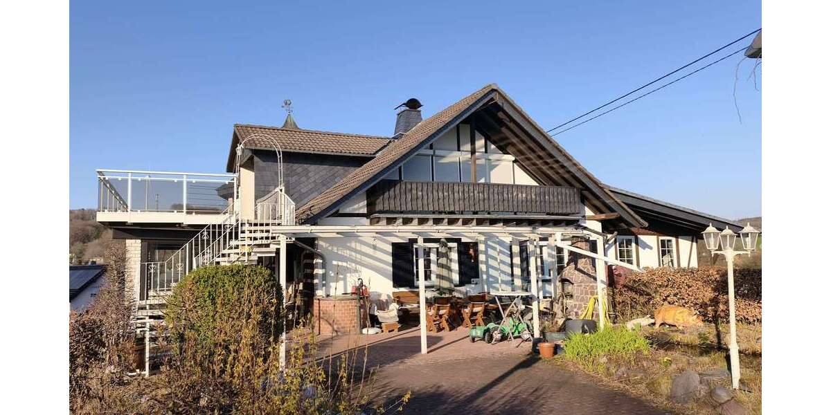 Einfamilienhaus Morsbach - 9 Zimmer, 245 m&sup2;, 525.000&euro; | Angebot:26855396
