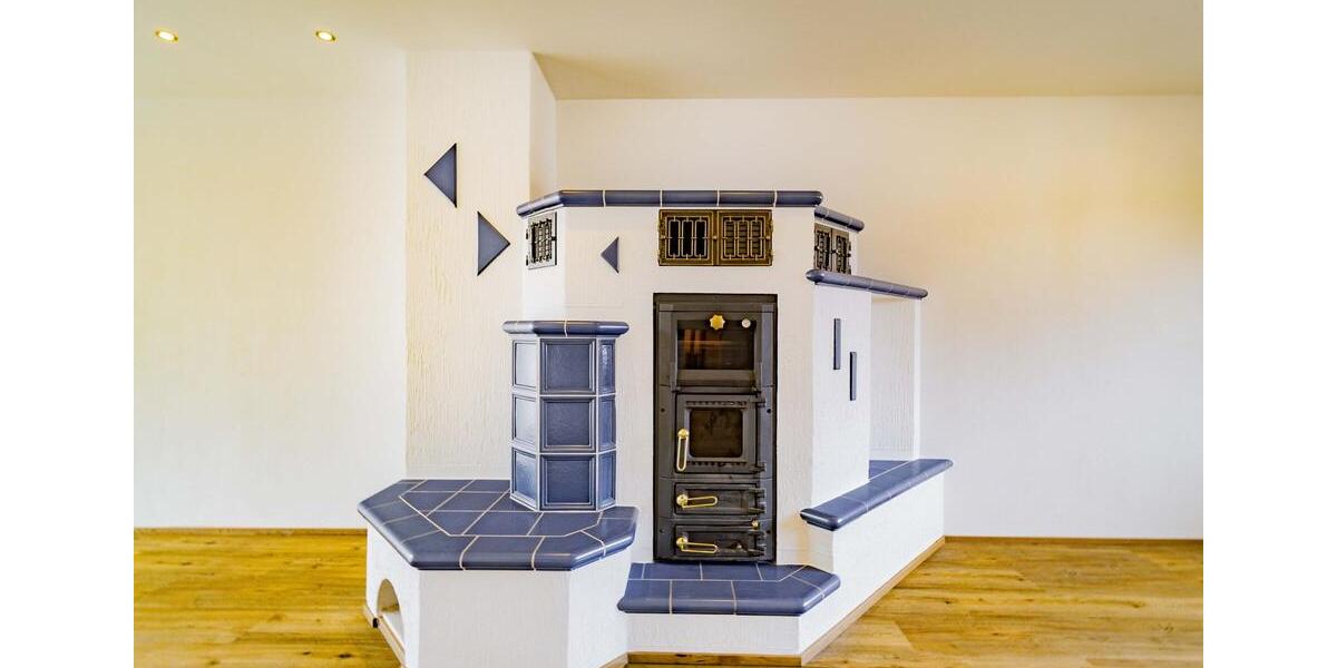 SOFORTBEZUG – 4-Zimmer-Wohnung mit 140 m² und Kachelofen 4 zimmer