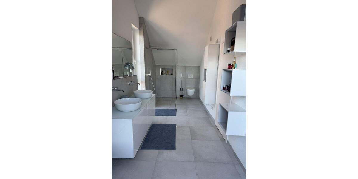 Doppelhaushälfte Renningen Malmsheim - 6 Zimmer, 226 m&sup2;, 2.850&euro; | Angebot:25629869