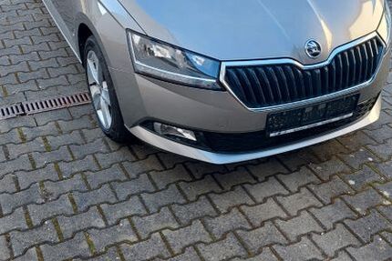 Skoda Fabia 57.987 km 9.500 &euro; Pressath 92690