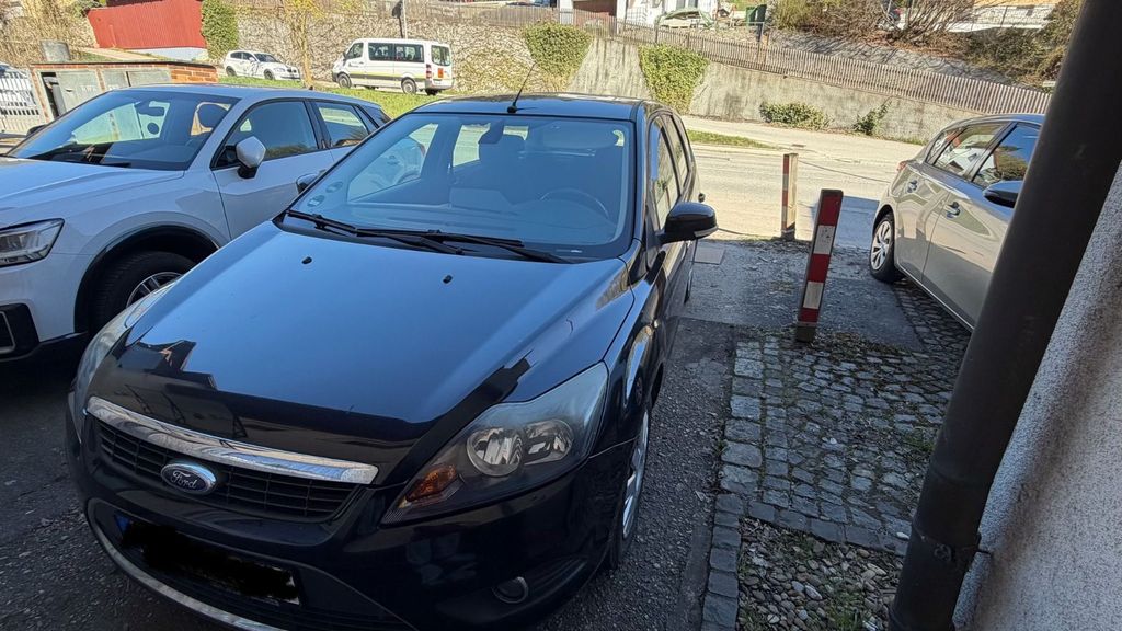 Ford Focus 272.949 km 2.600 &euro; Nittendorf 93152