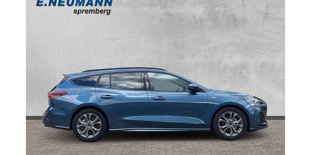 Ford Focus 10.600 km 22.950 &euro; Spremberg 03130