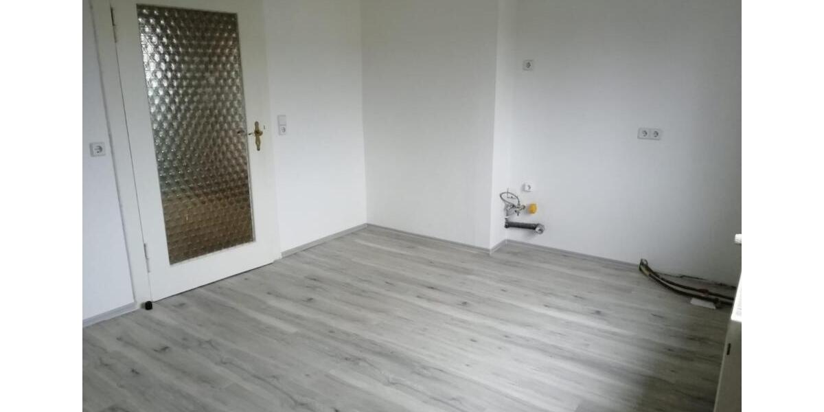 Etagenwohnung Jüterbog - 4 Zimmer, 100 m&sup2;, 900&euro; | Angebot:26144510