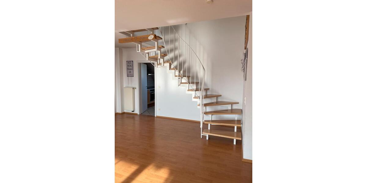 Dachgeschoßwohnung Hofheim am Taunus - 3 Zimmer, 89 m&sup2;, 370.000&euro; | Angebot:24779518