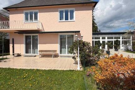 Haus Waldkraiburg - 6 Zimmer, 245 m&sup2;, 850.000&euro; | Angebot:26554757