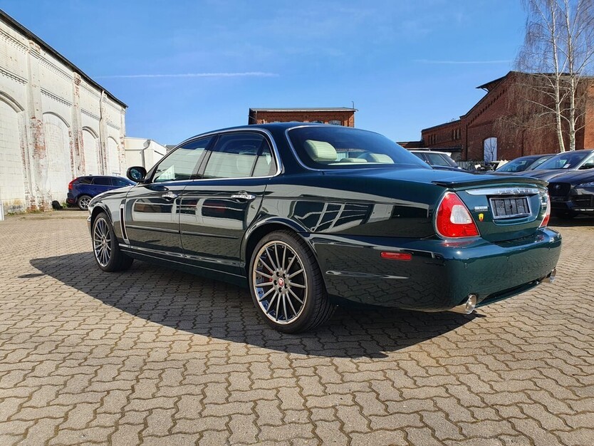 XJ8 X350
