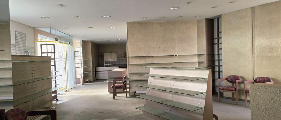 geräumiges Gewerbeobjekt im Stadtzentrum von Weißwasser zimmer