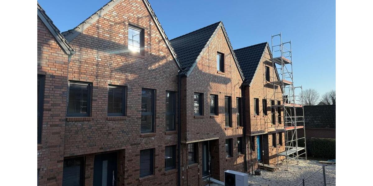 Reihenhaus Edewecht - 6 Zimmer, 121 m&sup2;, 1.580&euro; | Angebot:22456370