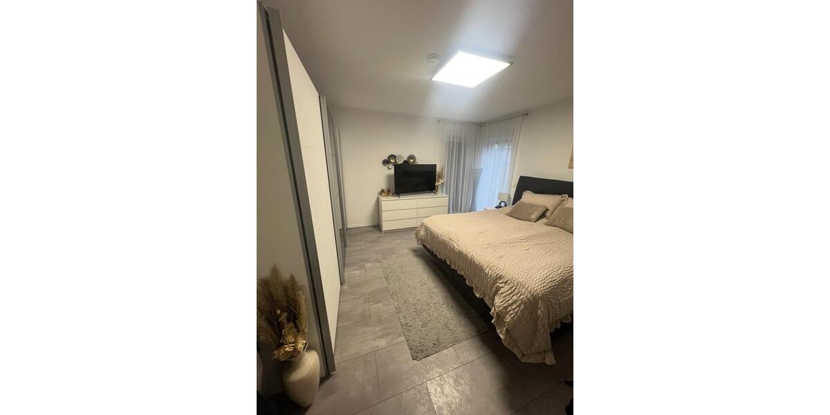 Erdgeschoßwohnung Sundern (Sauerland) - 4 Zimmer, 145 m&sup2;, 1.350&euro; | Angebot:26267444