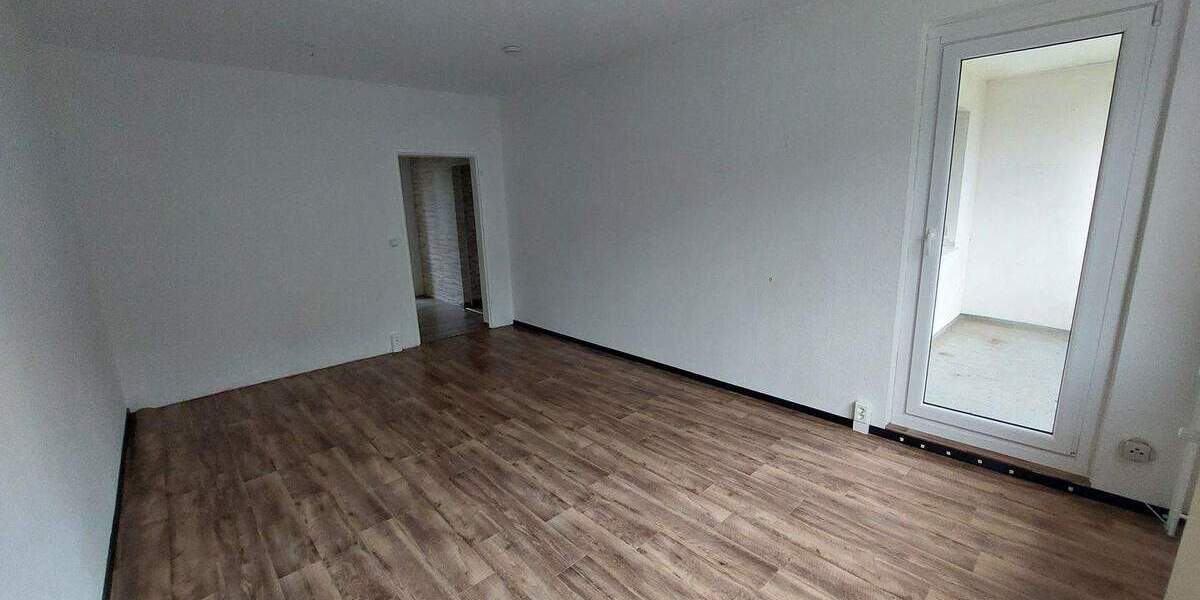 Etagenwohnung Müncheberg - 4 Zimmer, 76 m&sup2;, 700&euro; | Angebot:24311237