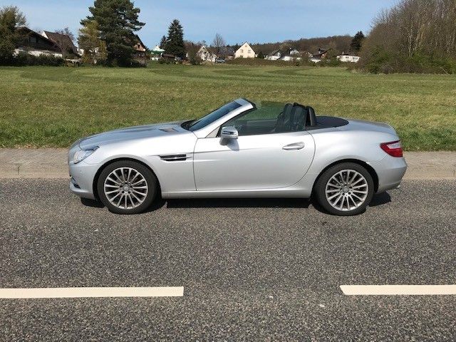 Mercedes-Benz SLK 200 34.000 km 22.500 &euro; Hamm/Sieg 57577